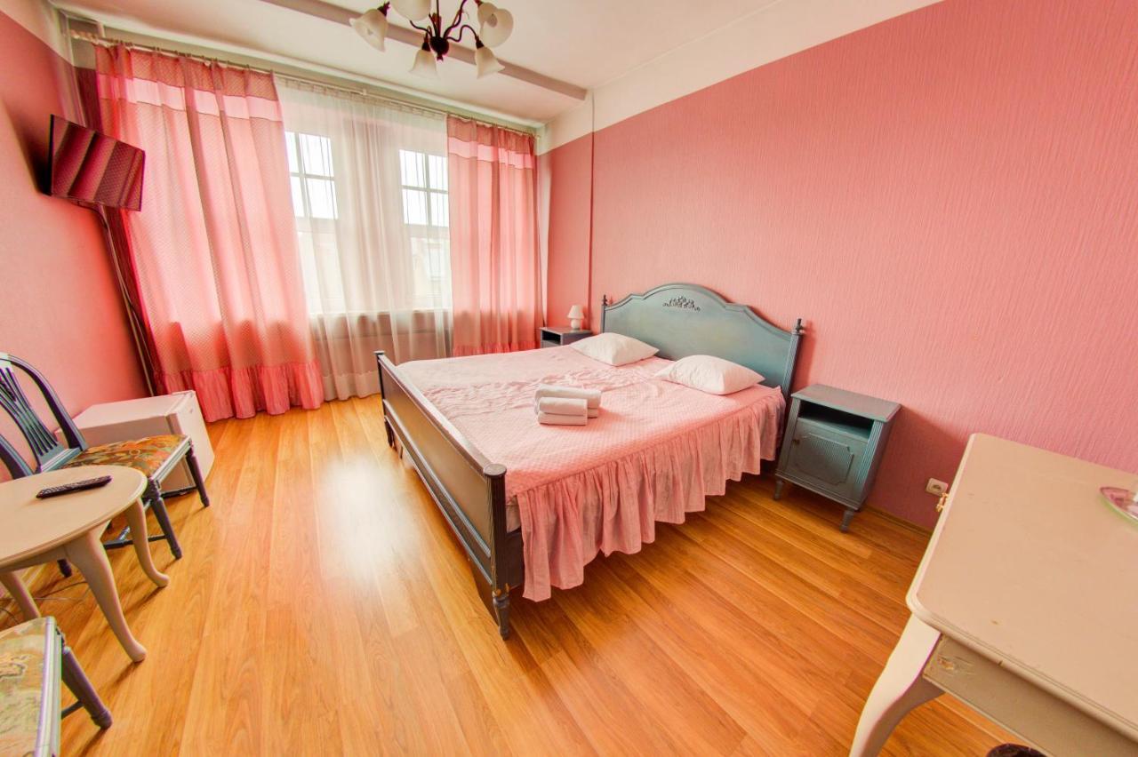 Viktorija Hotel Riga Luaran gambar