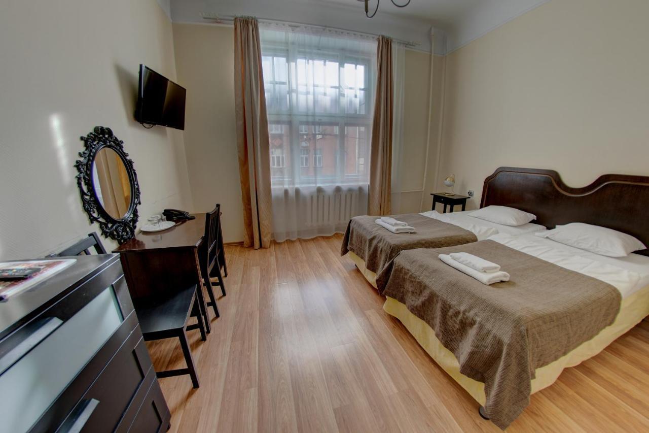 Viktorija Hotel Riga Luaran gambar