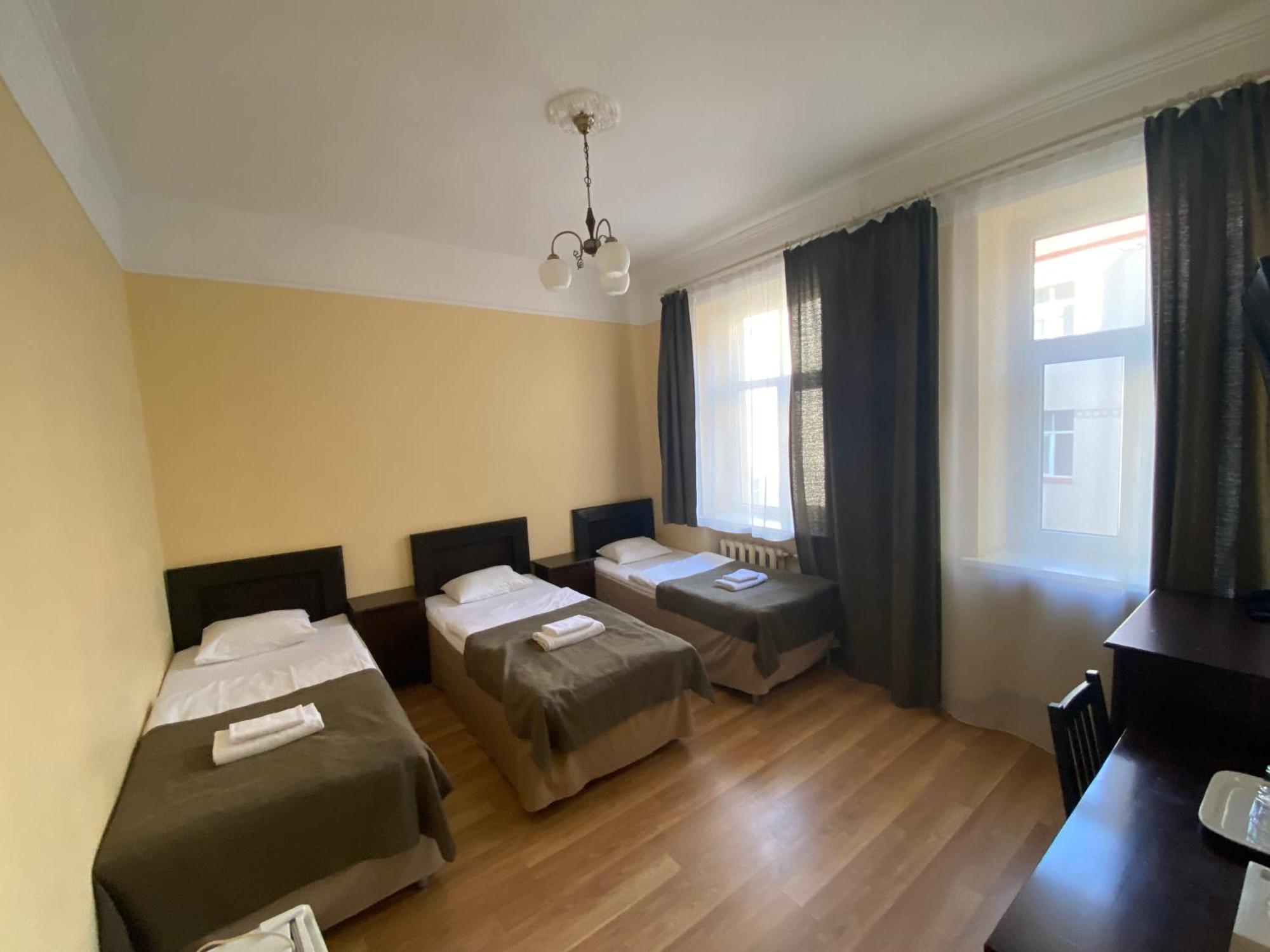 Viktorija Hotel Riga Luaran gambar