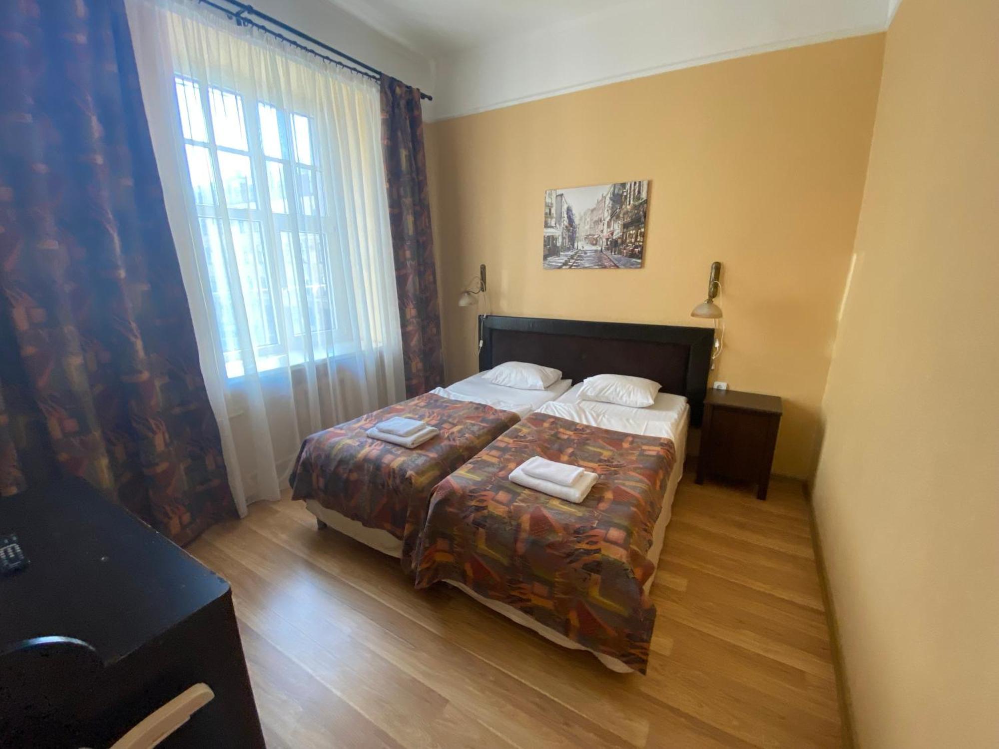 Viktorija Hotel Riga Luaran gambar