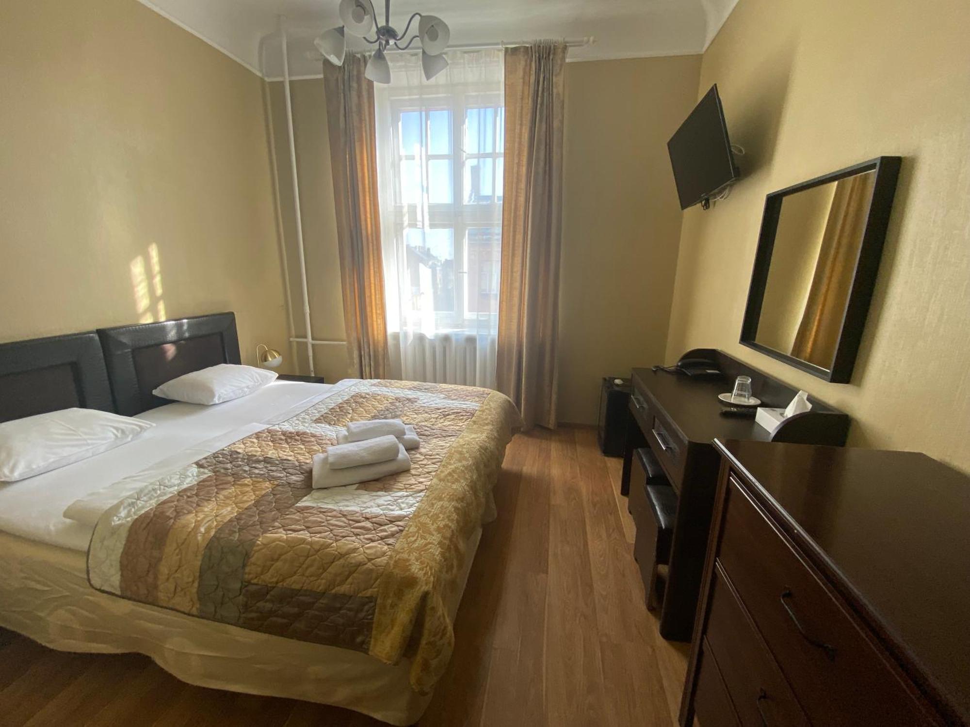 Viktorija Hotel Riga Luaran gambar