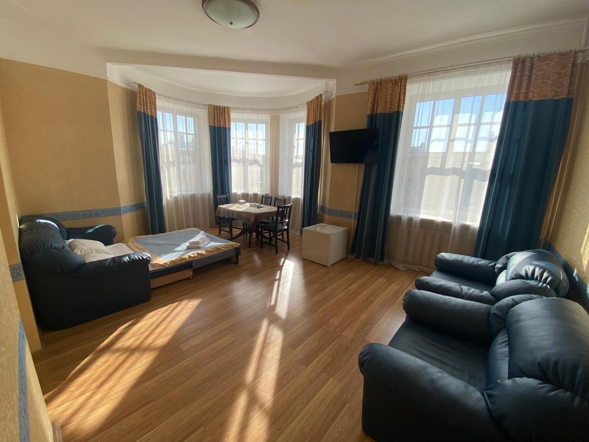 Viktorija Hotel Riga Luaran gambar