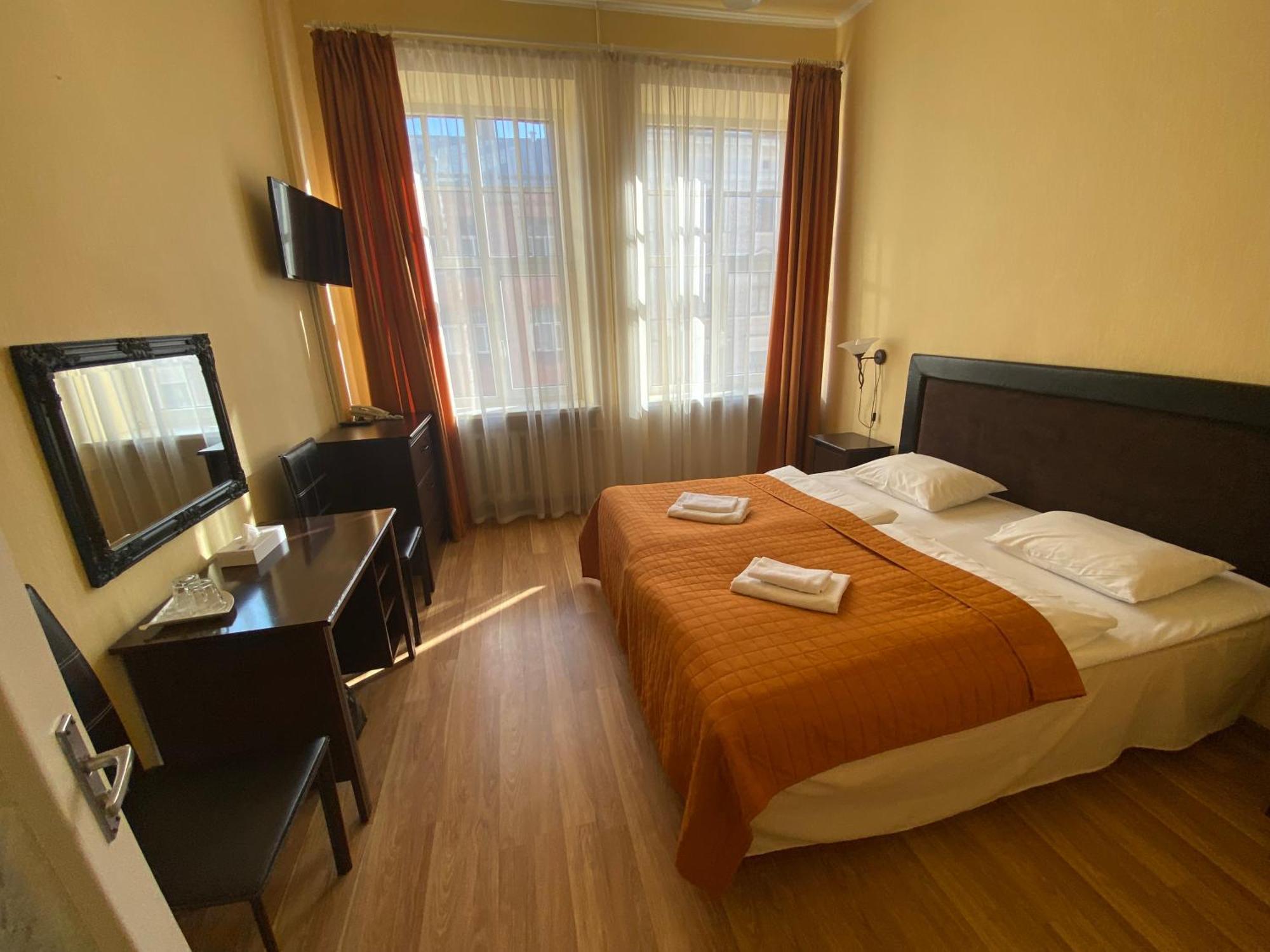 Viktorija Hotel Riga Luaran gambar