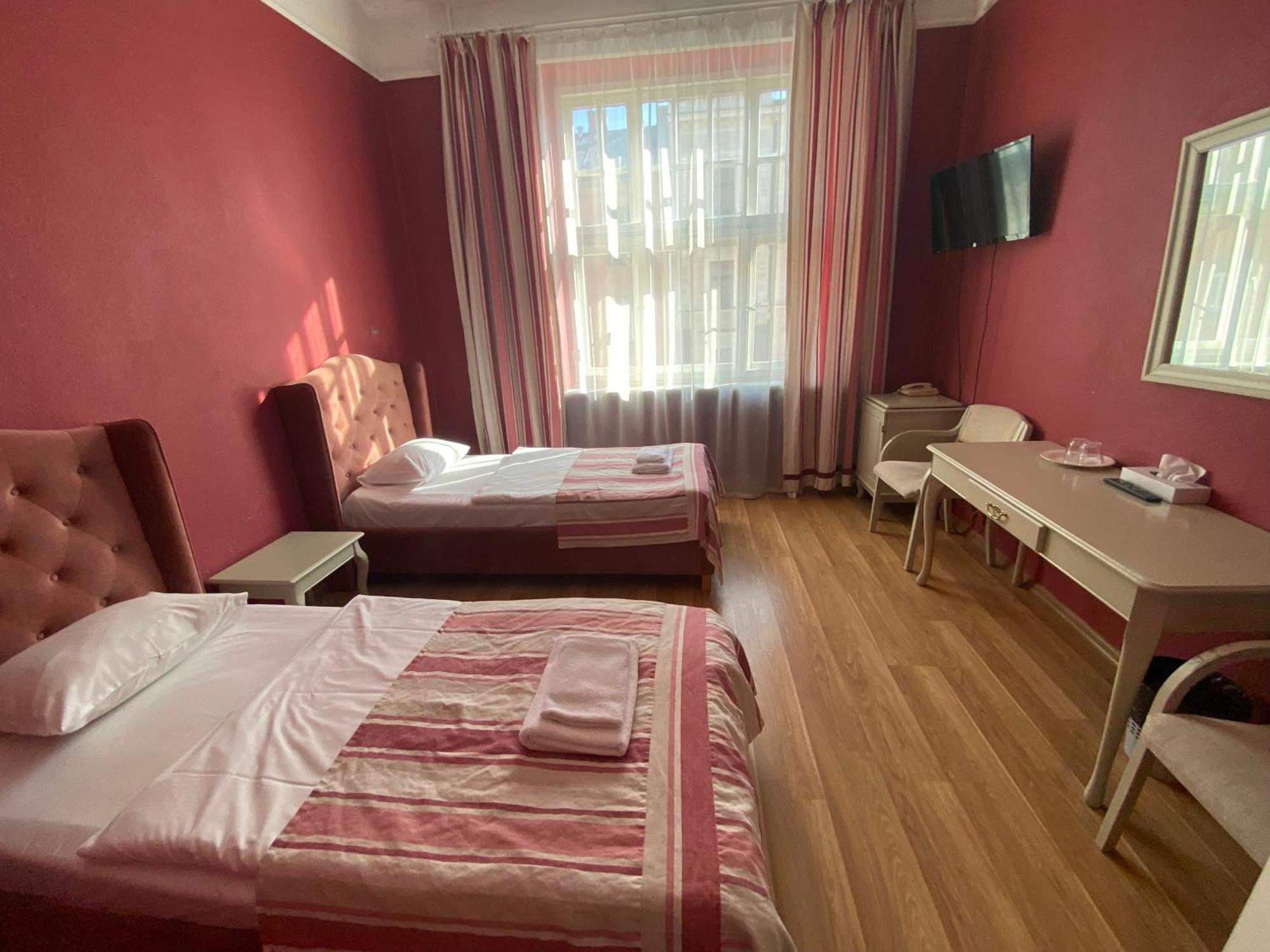 Viktorija Hotel Riga Luaran gambar
