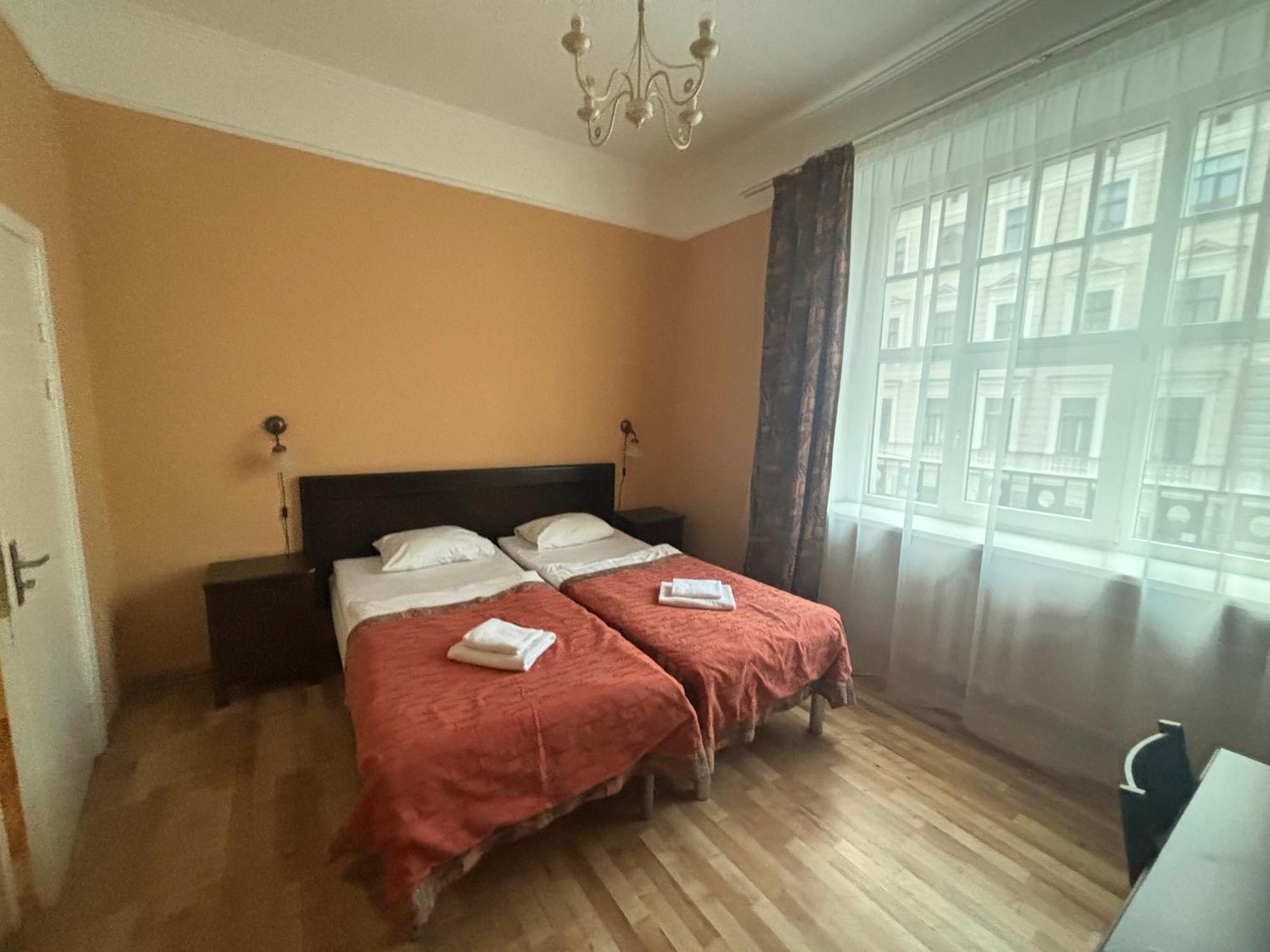 Viktorija Hotel Riga Luaran gambar