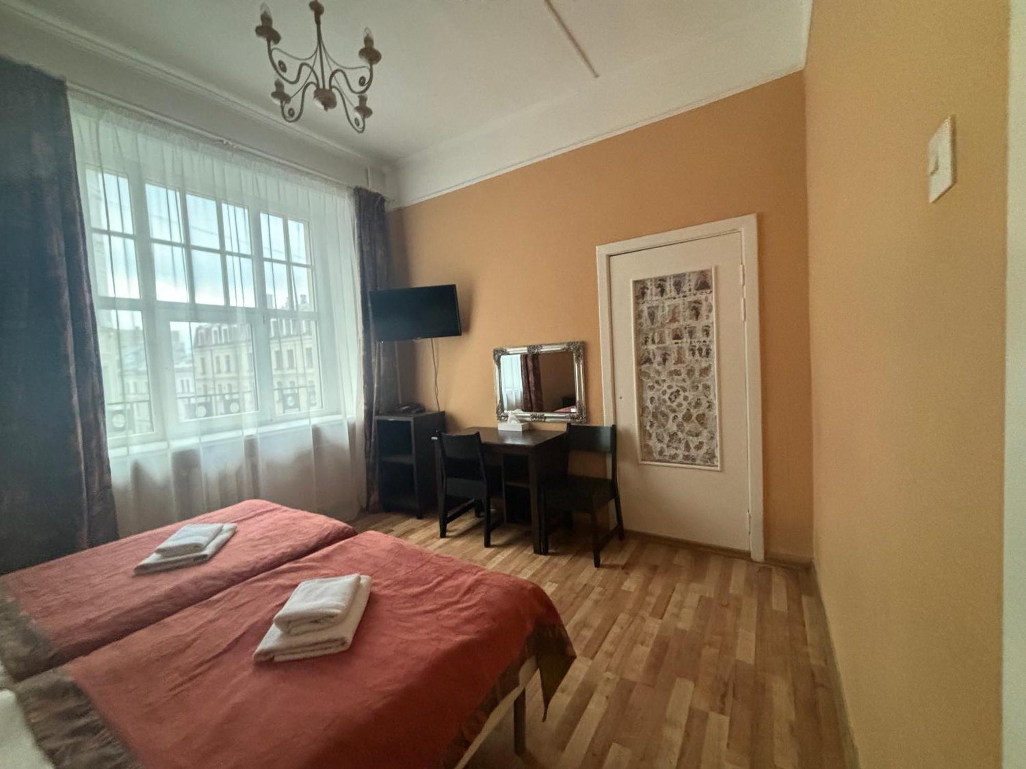 Viktorija Hotel Riga Luaran gambar