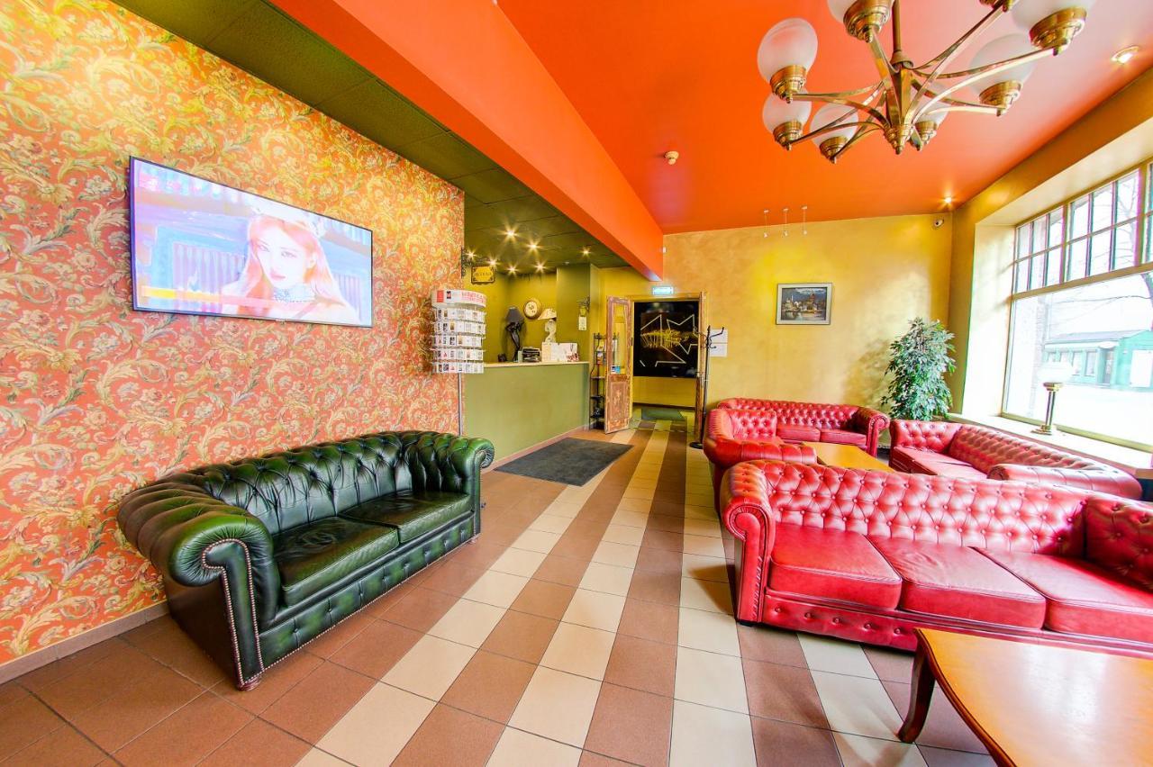 Viktorija Hotel Riga Luaran gambar